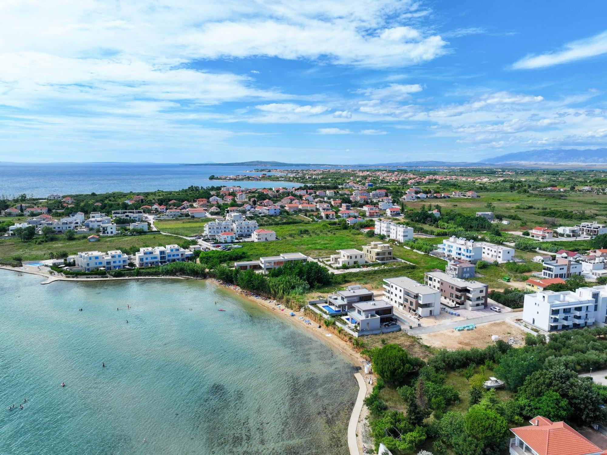 Deluxe Apartments Privlaka On The Sand Экстерьер фото
