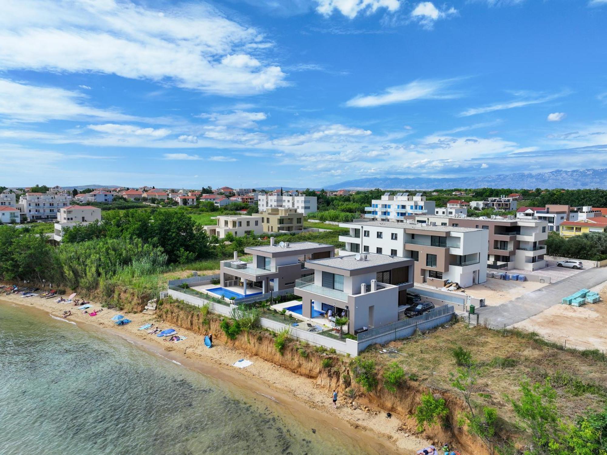 Deluxe Apartments Privlaka On The Sand Экстерьер фото