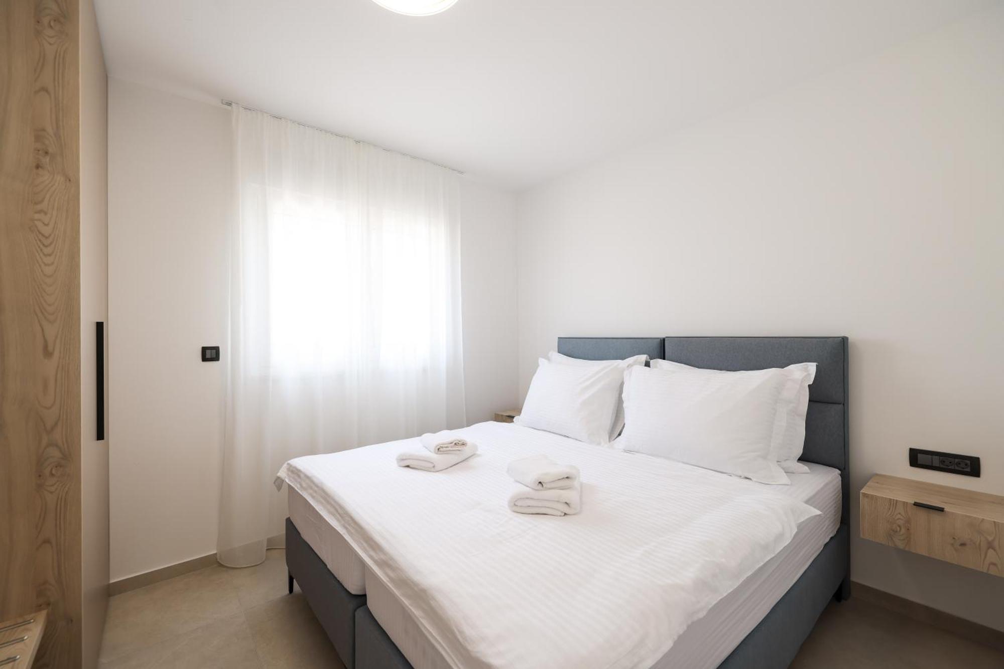 Deluxe Apartments Privlaka On The Sand Номер фото