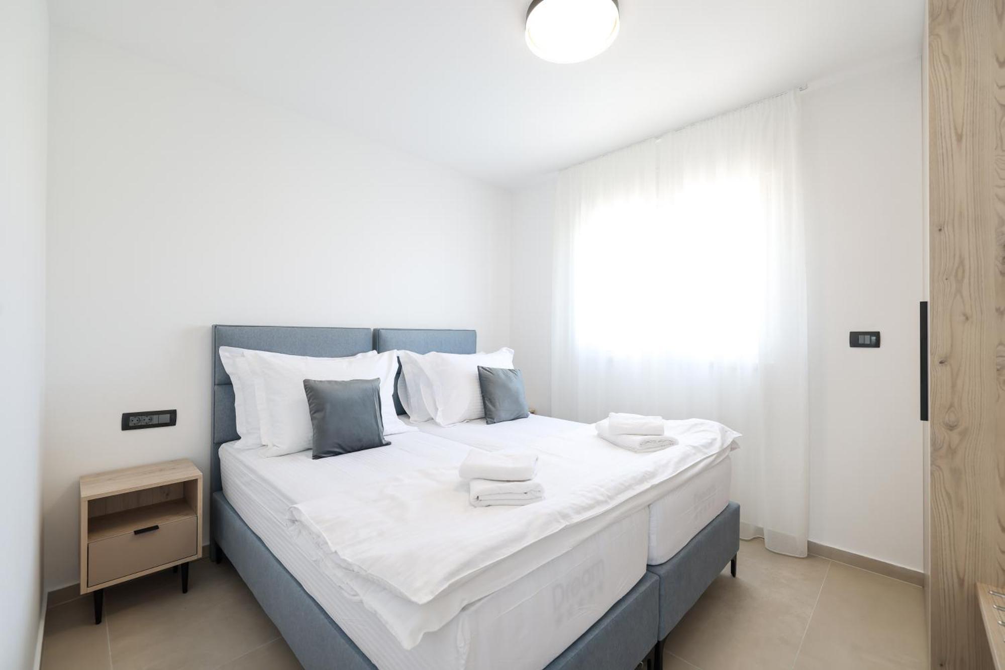 Deluxe Apartments Privlaka On The Sand Номер фото